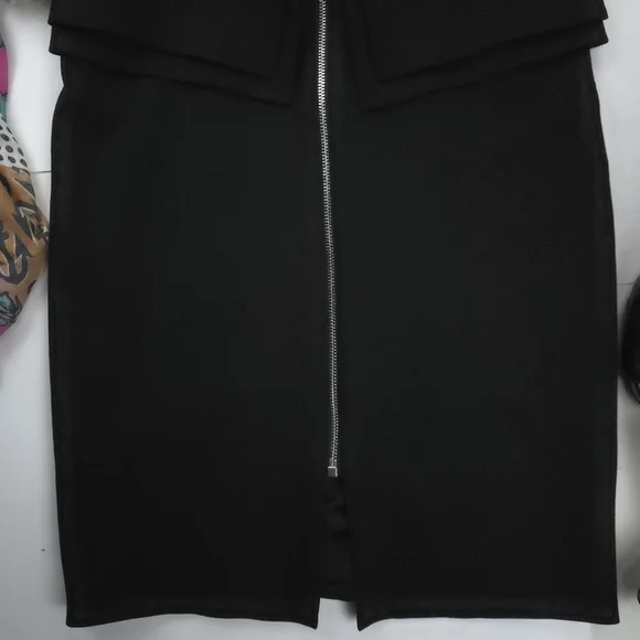 New Ted Baker Structured Zip Peplum  Black Dress Sz 8 - Picture 3 of 13